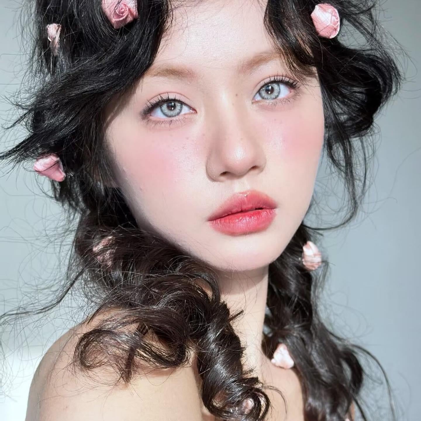 Hyperopia Slay Queen (Farsightedness Contacts)