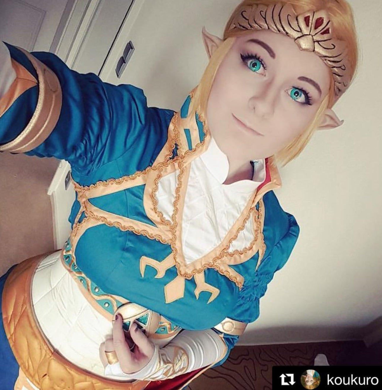 Coscon Anime Turquoise