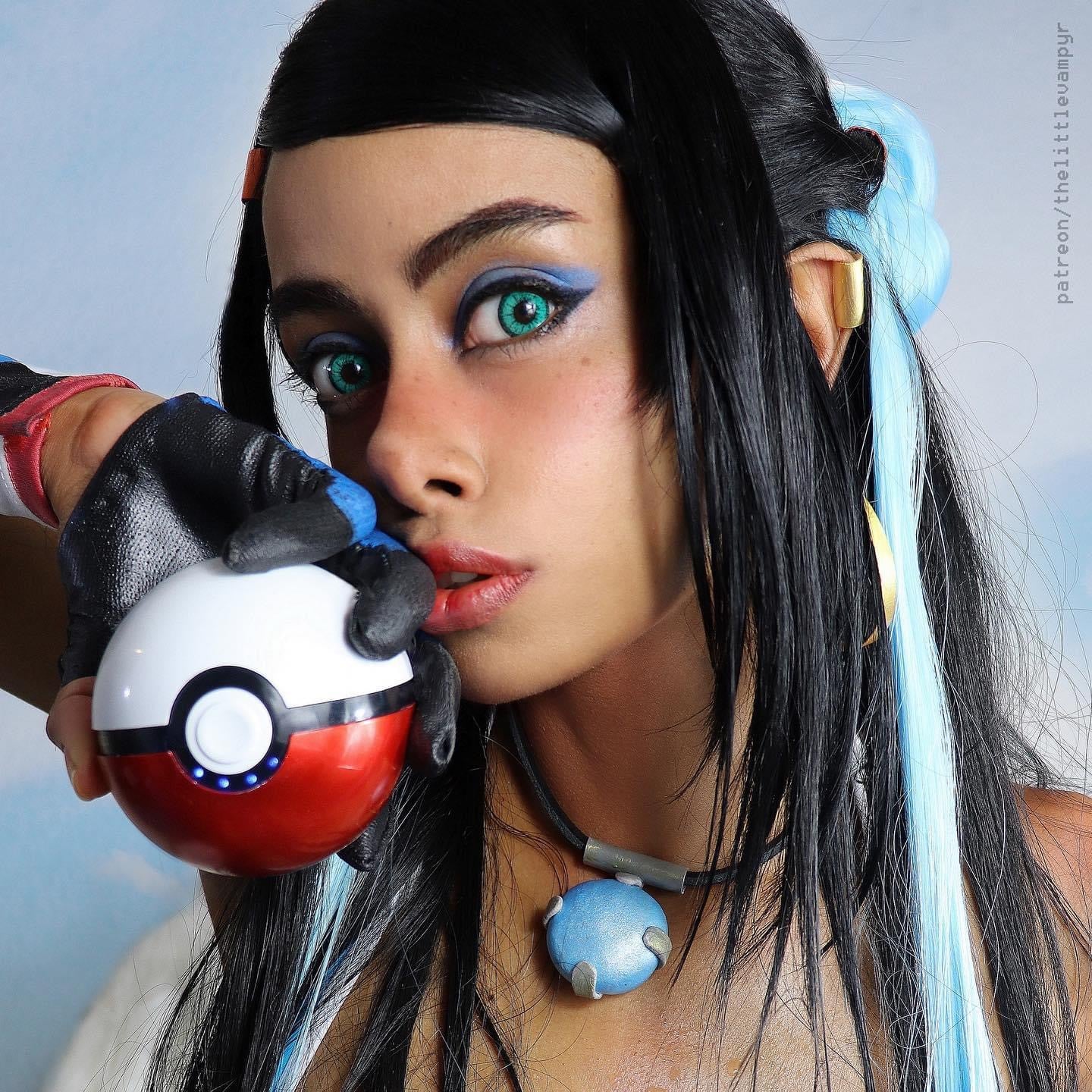 Vivid Brilliant Turquoise