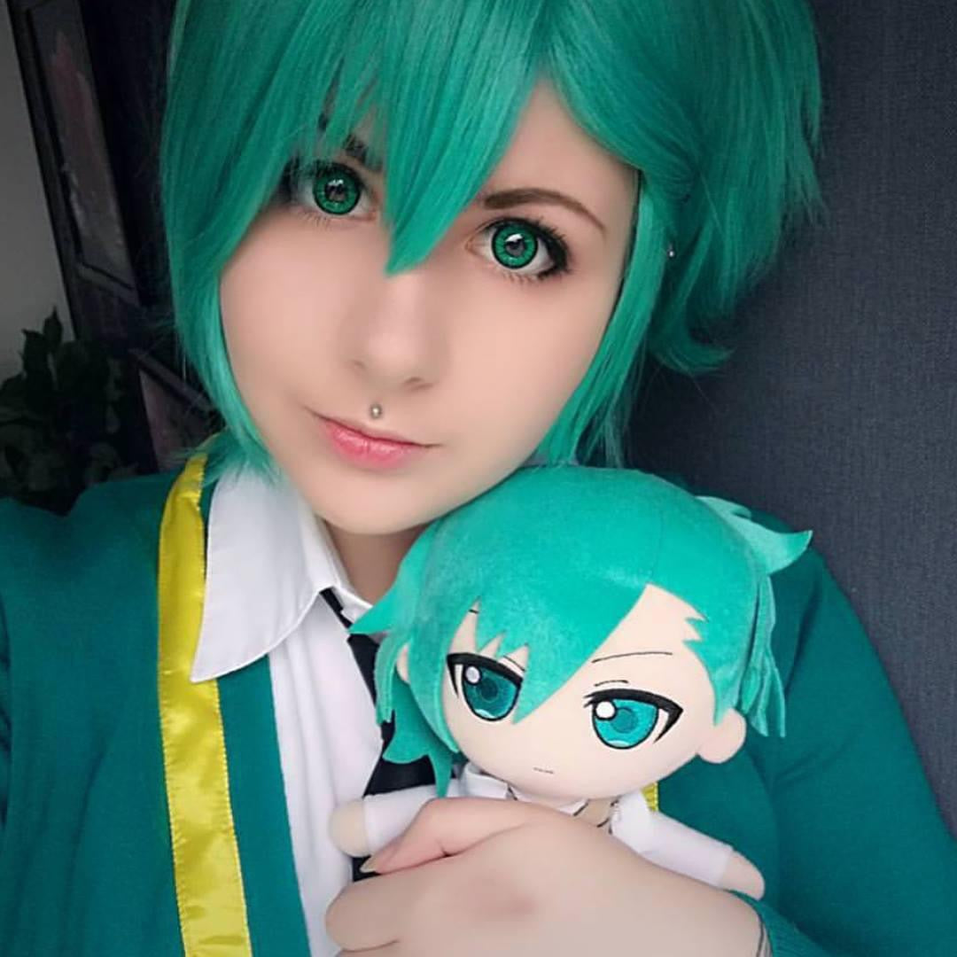 Vivid Brilliant Turquoise