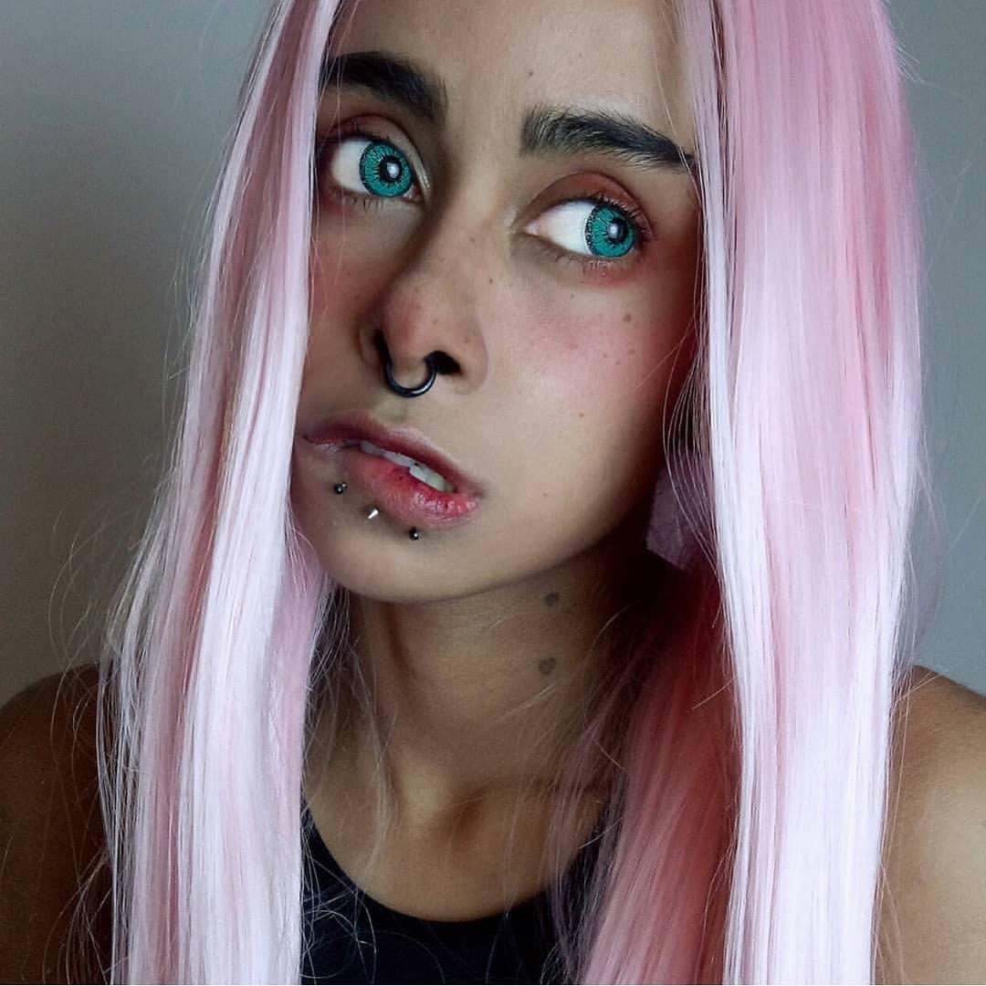 Vivid Brilliant Turquoise