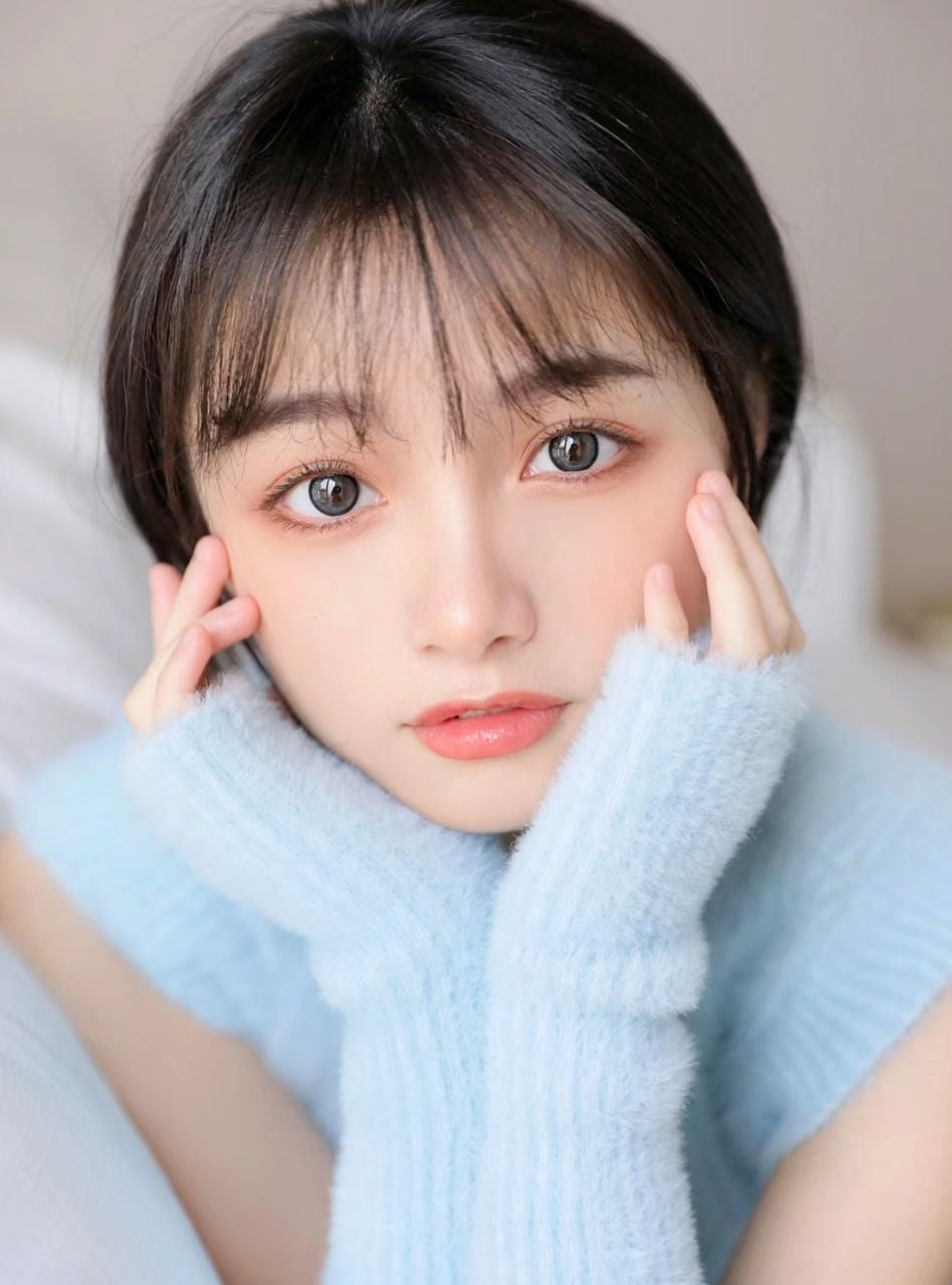 dark gray farsighted contacts model shot