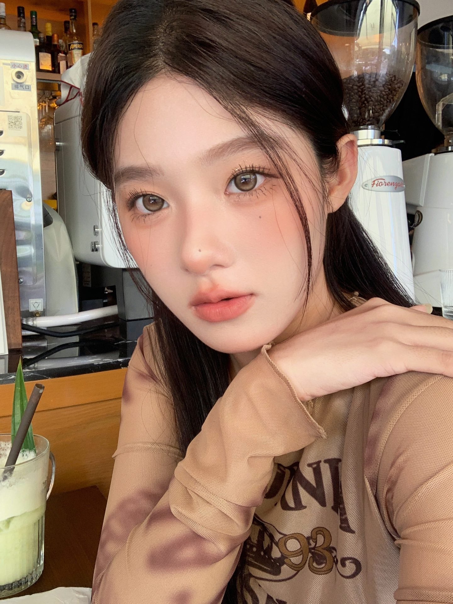 Moonveil Timeless Brown