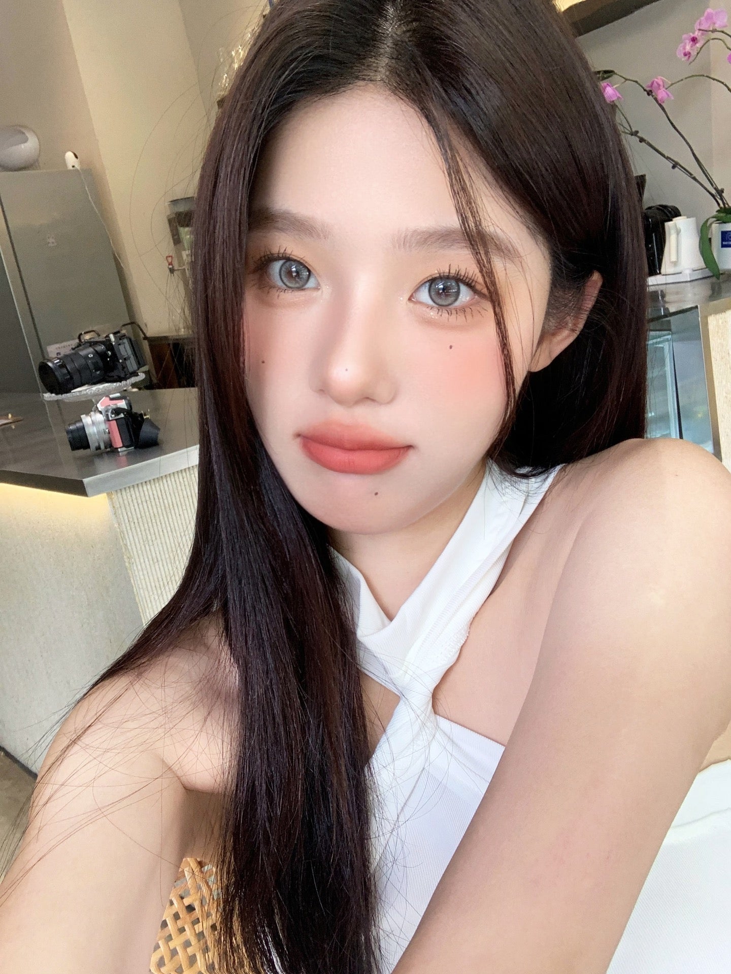 Moonveil Timeless Gray