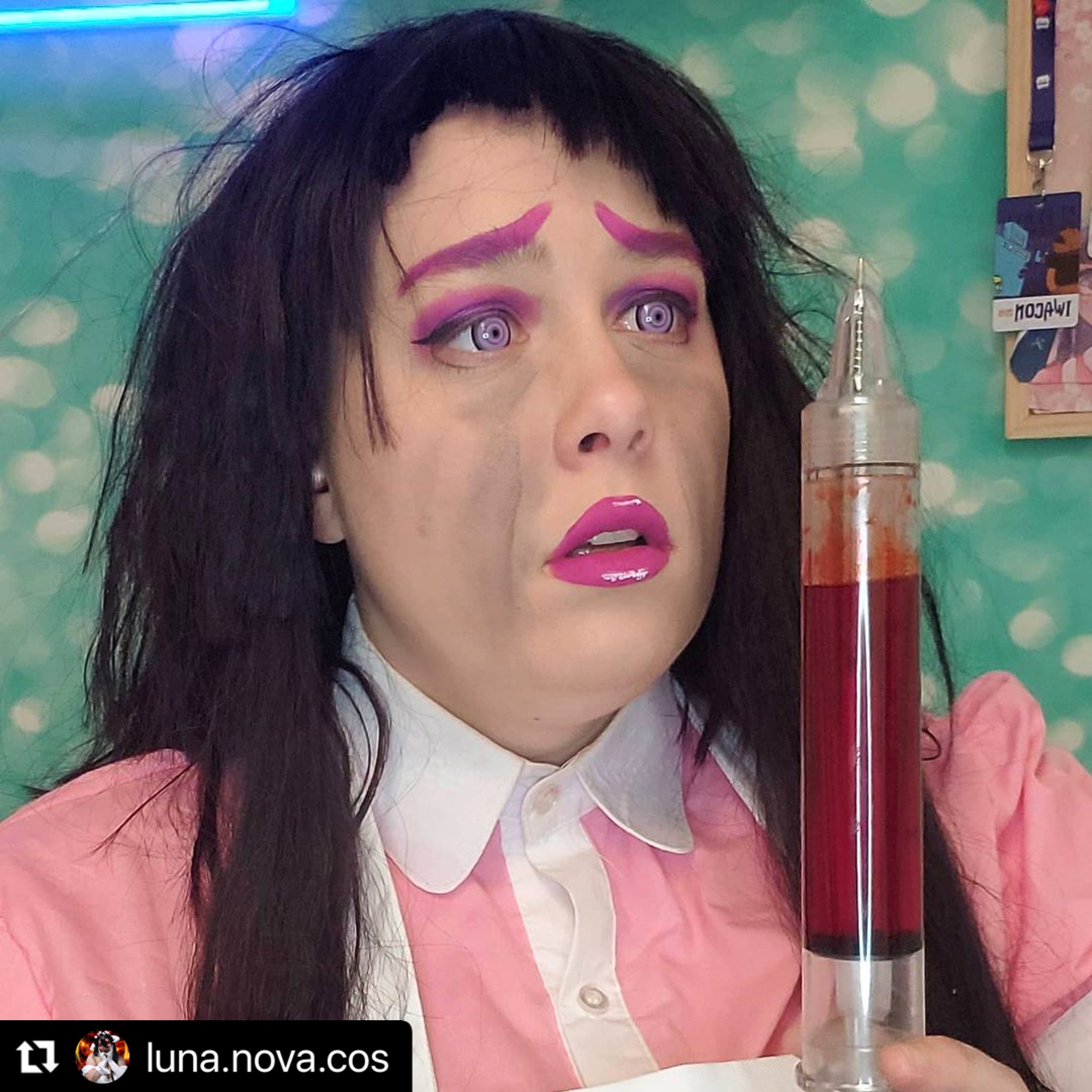 Danganronpa Mikan Tsumiki Cosplay Contactos