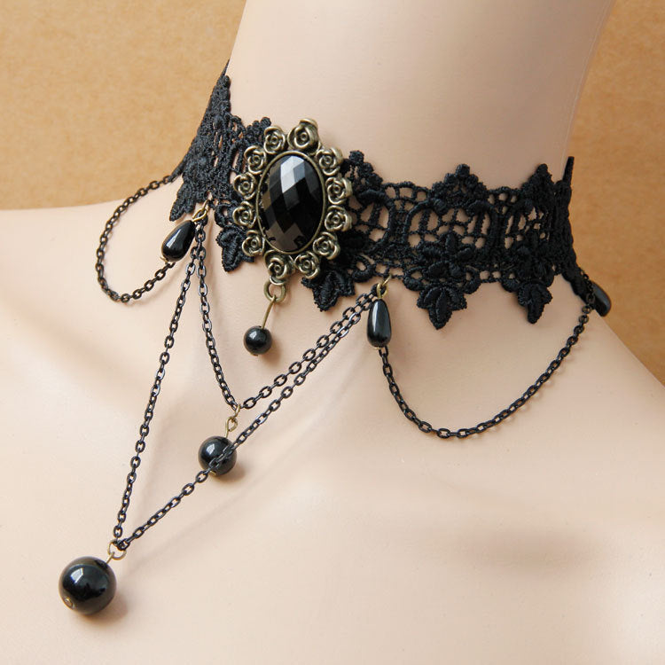 Collar de gargantilla de encaje gótico Dark Queen con colgante negro