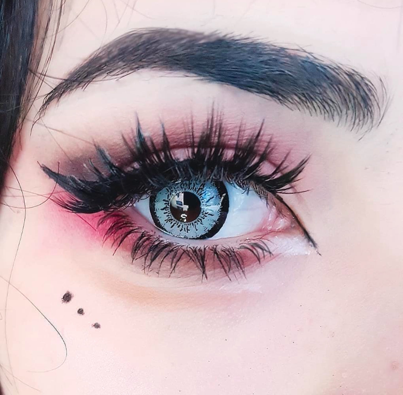 DollyEye Gray