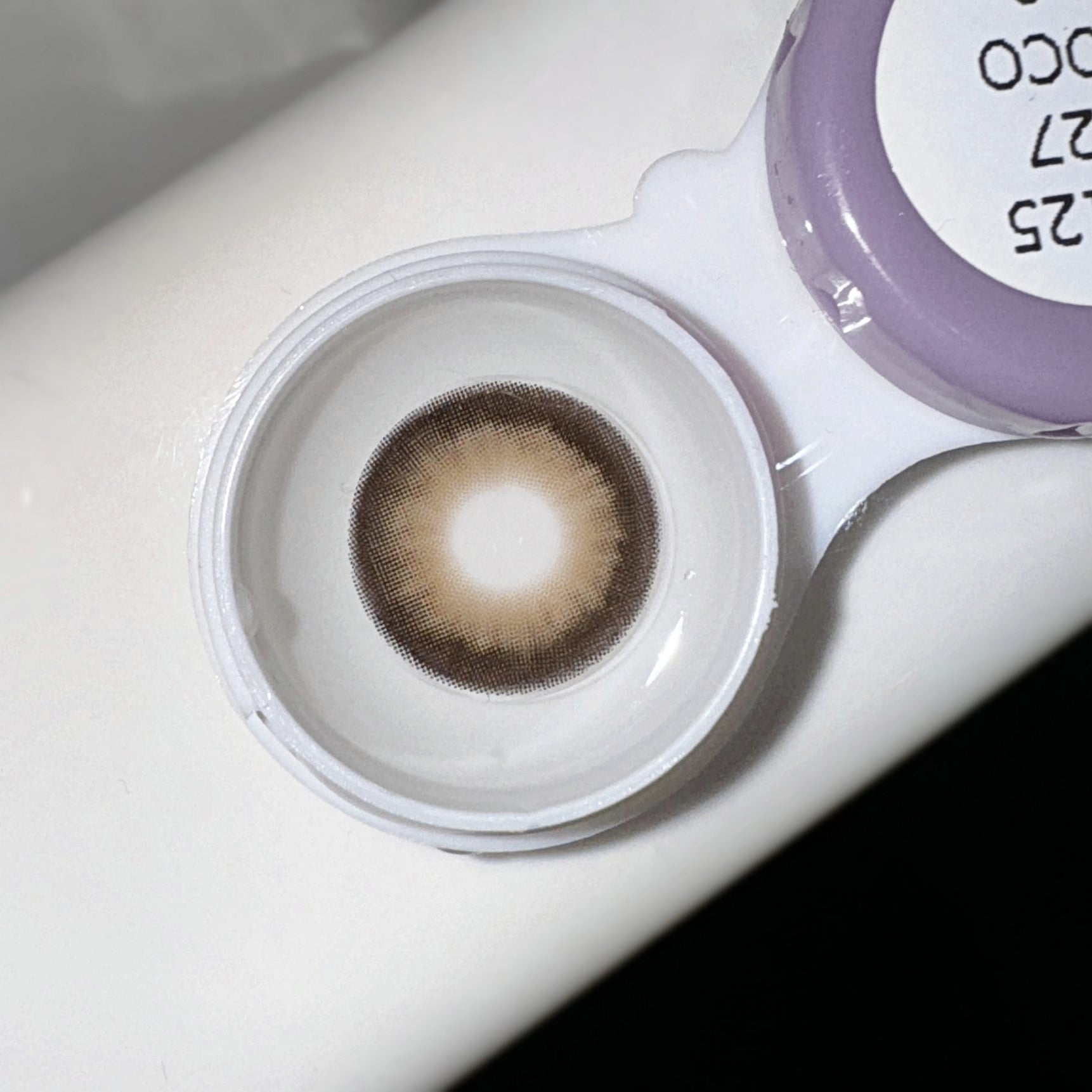 Kazzue Midnight Brown Contacts – Beige Dolly Eye Circle Lenses (15mm)