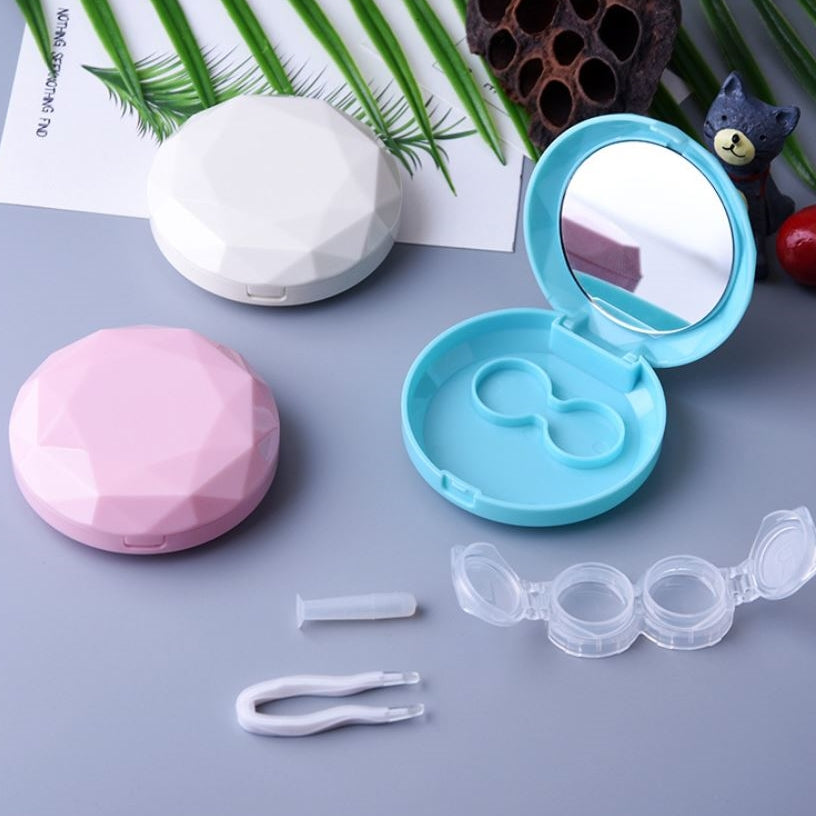 Alluring Diamond Lens Case